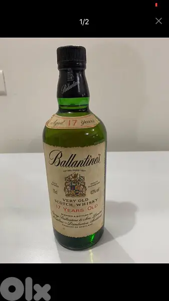 antique 17 year old discontinued Ballantine bottle