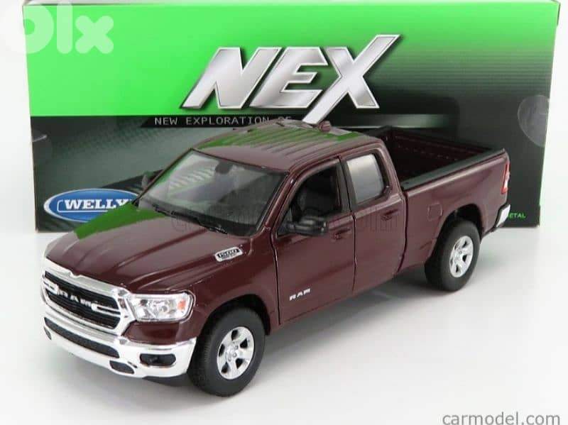 Dodge Ram Double Cab diecast car model 1:27 4