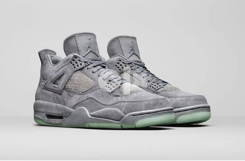 70% OFF Jordan Retro 4 Kaws 76-969O37 0