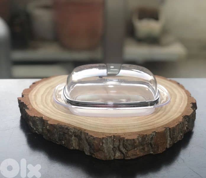 Elegant transparent butter storage plate 2