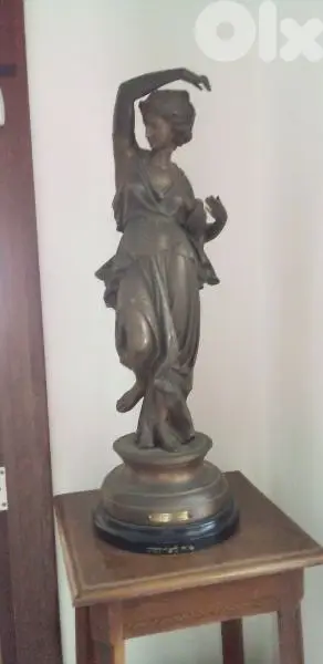 Bronze statue