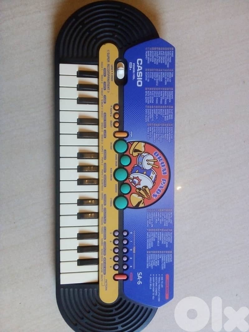 Mini keyboard Casio sa-6 in very good condition 0