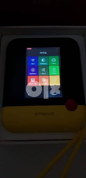 polaroid POP instant print cameras in box (read description below) 5