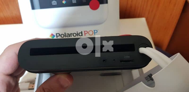 polaroid POP instant print cameras in box (read description below) 8