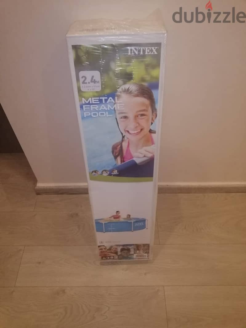 Brand New Intex Pool Round Shape 1