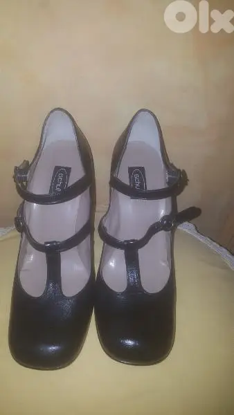 SCHUHE real leather black heels shoes 39 سكربينة