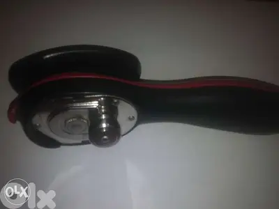 Tupperware original can opener never used read details