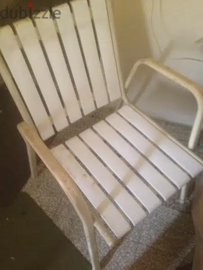 4 Outdoor robust Resin & Steel Chairs for patio