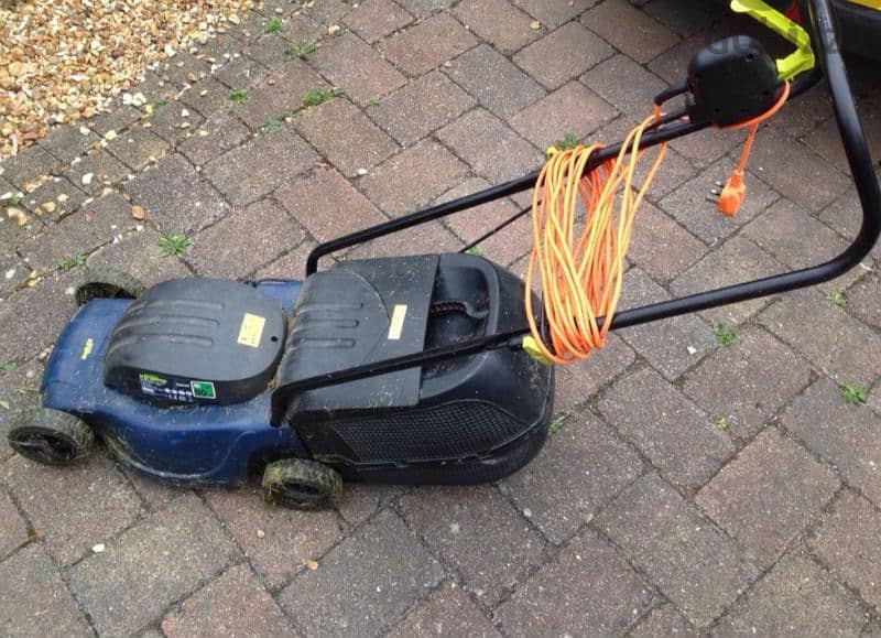 petrol lawnmower parkside 6