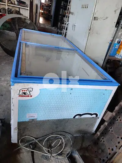 براد فريزر اوروبي مترين مستعمل بحالة جيدة ٩٢*٢٠٠