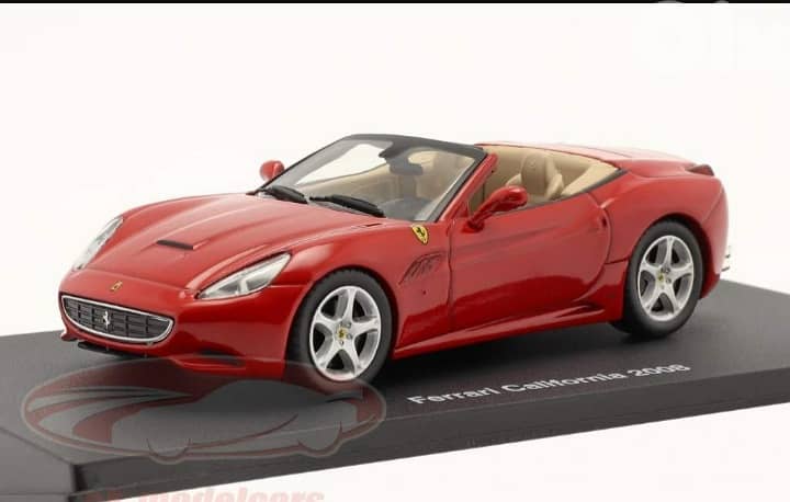 Ferrari California 2008 diecast car model 1:43. 1