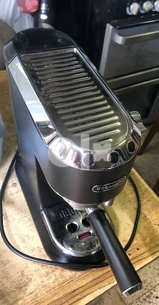 Delonghi Dedica Style Coffee Machine 3