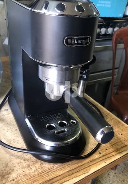 Delonghi Dedica Style Coffee Machine 4