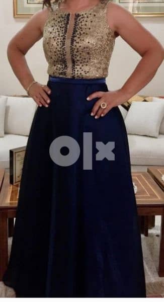 long dress ,used one time ,good quality ,clean ,blue marine with gold 2