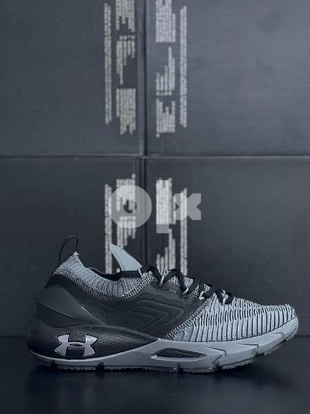 60% OFF Under Armour 76-969O37 4