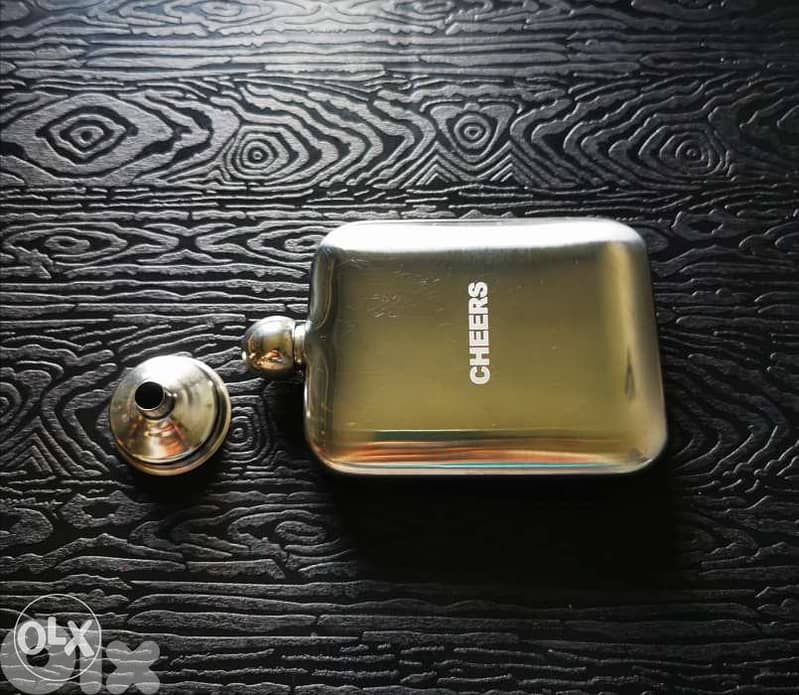 Hip Flask 0