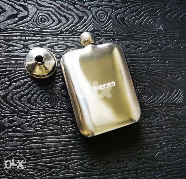 Hip Flask 1