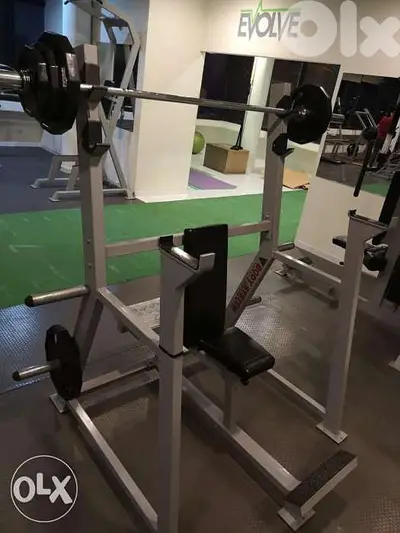 Military bench Press Shoulders