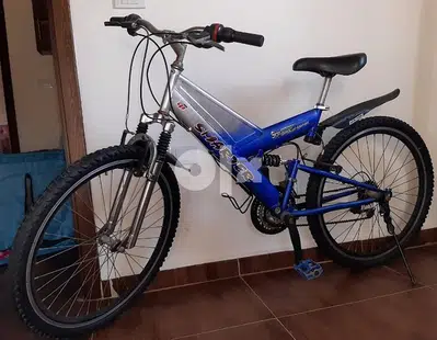 دراجة هوائية خارقة