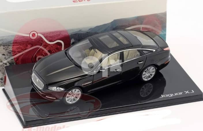 Jaguar XJ (X351) 2009 diecast car model 1:43. 0