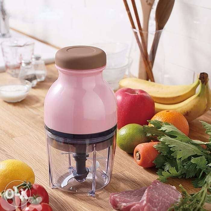 super vegetables and meat chopper. 0