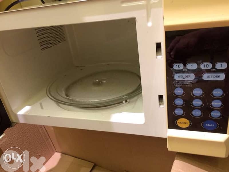 microwave 2