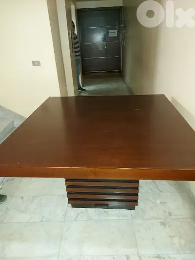 للبيع    بيروت  اشر فيه طاولة  ت  ٠٣٦٩٩٤٢٥