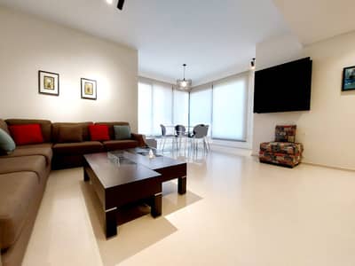 RA22-924 Furnished Apt for rent in Ain El Mreisseh, 125 m2,$ 1350 cash