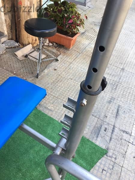 bench for all body workout chest back legs and more like new 4