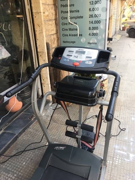 treadmill life gear with vibration and twister like new 1