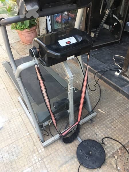treadmill life gear with vibration and twister like new 4