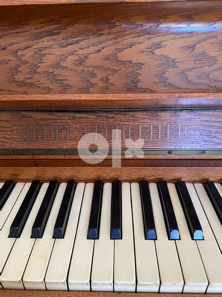 UEBEL-LECHLEITER piano 1