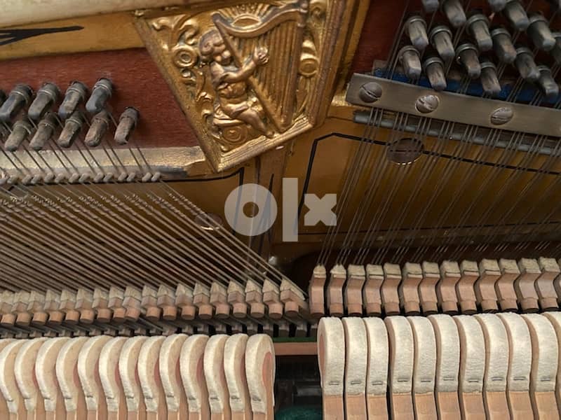 UEBEL-LECHLEITER piano 3