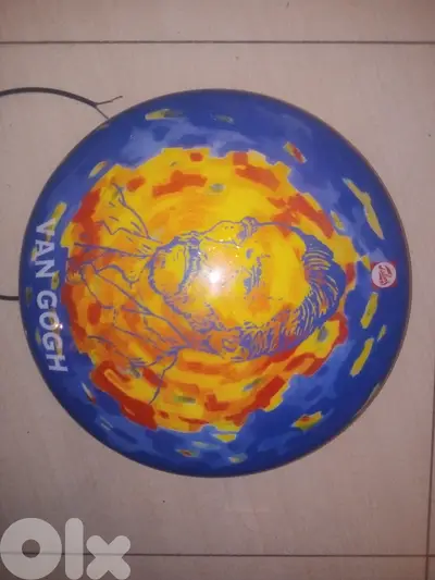 Van Gogh illuminating wall globe