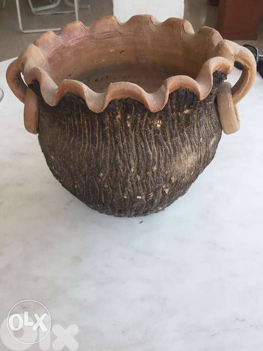 Cache pot en poterie 2