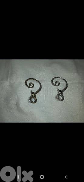 Earrings barrem 3al dayne silver/gold mawjoud 3