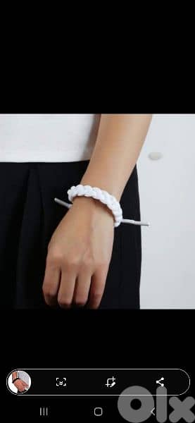braided rope bracelets 8 colours 2=15$ 1