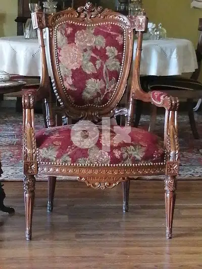 2 chairs very good condition