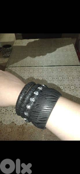 bracelet set of 4 bracelets 2 pattern with strass 3