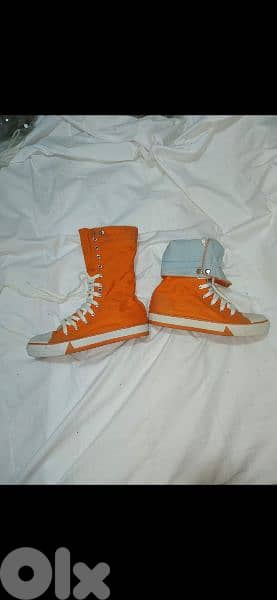 shoes chuck taylor converse only size 40. worn once 2