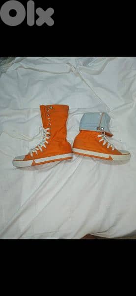 shoes chuck taylor converse only size 40. worn once 5