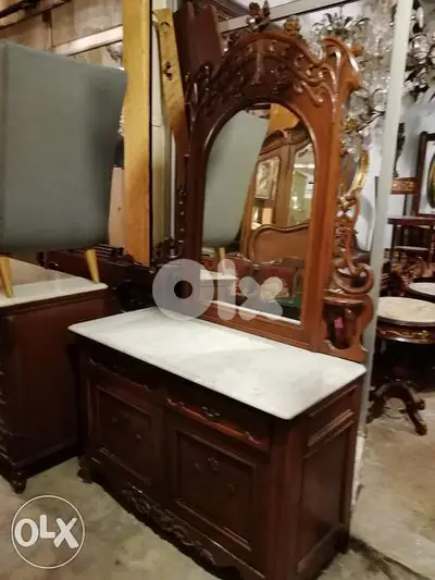 كونسول باهو فرنساوي ارنيفو خشب جوز حفر ورد جميل جدا اثري قديم سعر تصفي