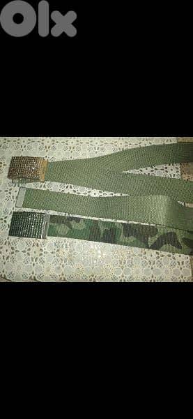 belt available in green or camouflage 4
