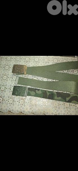 belt available in green or camouflage 7