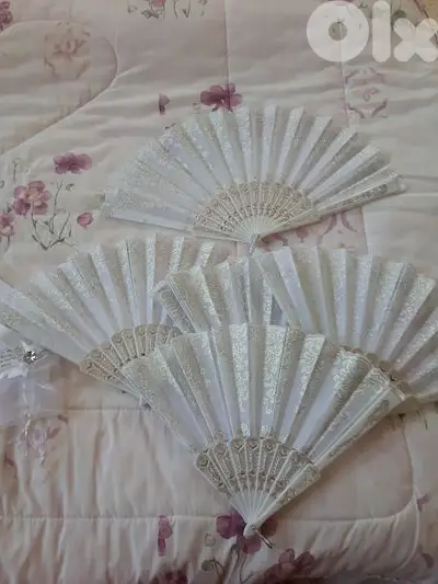Fans 2 dollars each, new