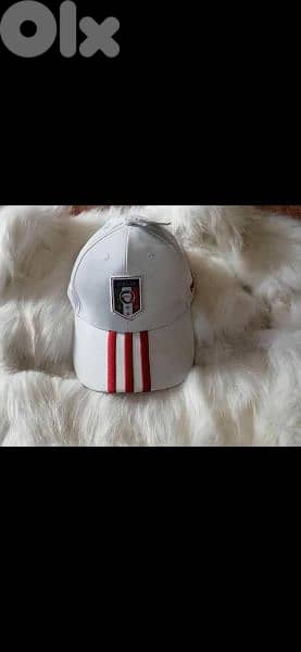 caps white 0