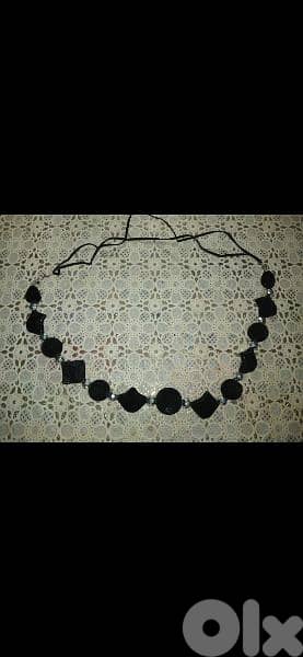 necklace mokhmal 3a2ed zaite aw aswad 1