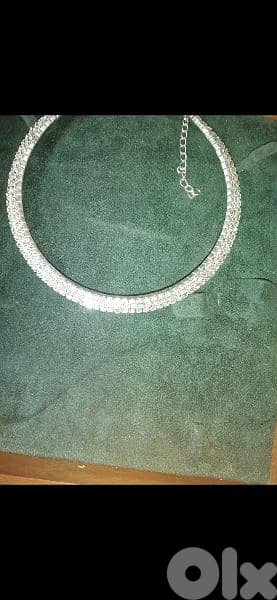 3 lines of strass choker 2