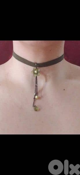 necklace choker black sequined or green army 2