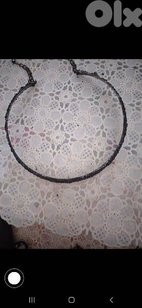necklace choker black sequined or green army 7